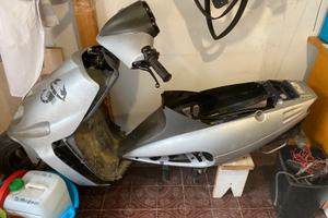 Malaguti Phantom F12 50cc