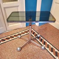 tavolino vetro su ruote