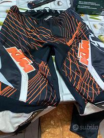 Abbigliamento motocross