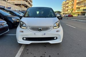 Smart ForTwo 90 0.9 Turbo SUPERPASSION LED PDC PAN
