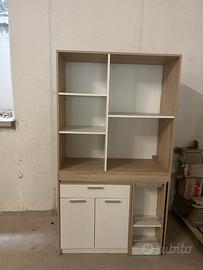 Mobile multiuso con tavolo estraibile