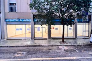 LOCALE COMMERCIALE 300mq - LECCE