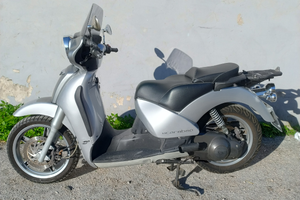 Aprilia Scarabeo 250 Motore Piaggio