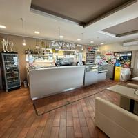 Attività bar pizzeria tavola calda