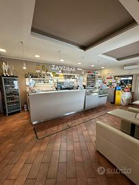 Attività bar pizzeria tavola calda