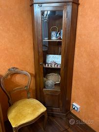 Angoliera in legno noce