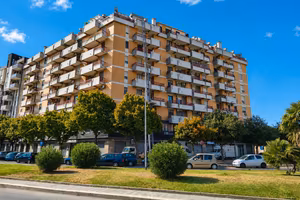 Ampio ufficio di 560 mq in Via Manfredi - Foggia