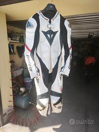 tuta Dainese intera con gobba 