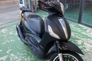 Piaggio Beverly 300 Police (2018)
