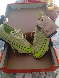 Scarpe calcetto 