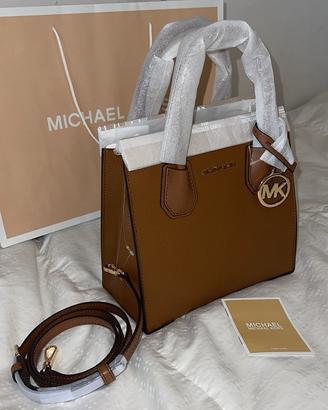 Michael Kors Mercer MD Messenger