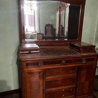 Comò in stile antico legno massello