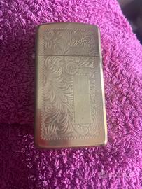 Zippo benzina dorato