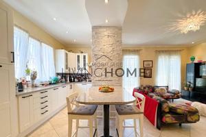 Villa di 112 m² con 4 locali e box auto doppio a R