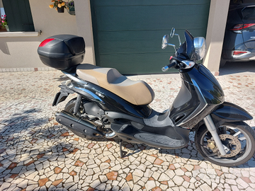 Beverly Piaggio 400ie anno 2010