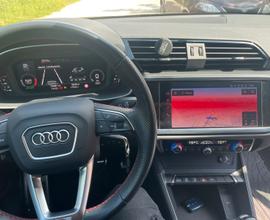 Audi q3 sport black