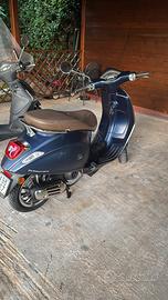 Vespa Primavera 50 4T 3V - Blu Opaco