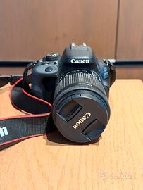 Canon EOS 100D + obiettivo 18-55mm