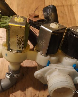 Elettrovalvole lavatrice aeg