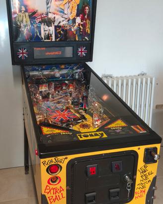 flipper Tommy Data East