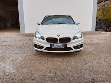 BMW 216d