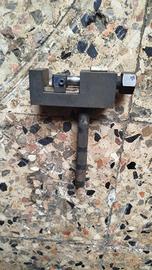 attrezzo smalglia catena