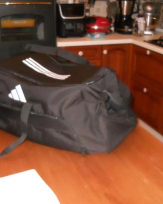 Borsone da viaggio  Adidas