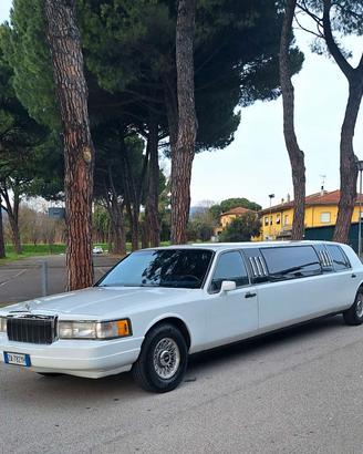 Lincoln Continental LIMOUSINE Town Car Stretch 9 P