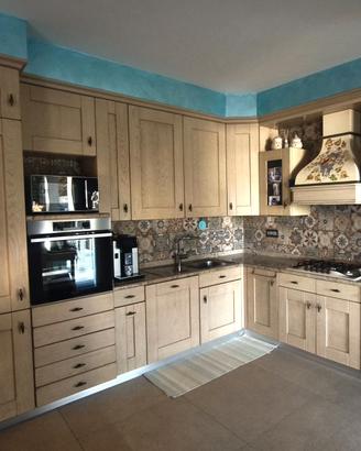 Mobili cucina SENZA elettrodomestici e rubinetto