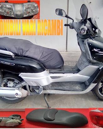 YAMAHA XC 300 VERSITY anno 2005 x RICAMBI