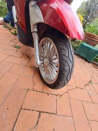 Piaggio Beverly 300 - 2012