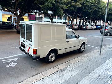 FIAT 127 FIORINO 1050 COMPACT - 1982