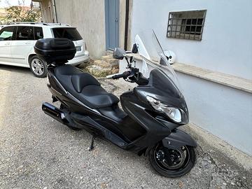 Suzuki AN Burgman 400 - 2013