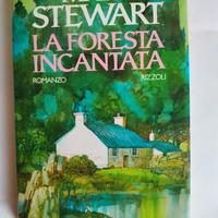 Libro autrice MARY STEWART