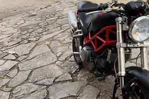 Ducati moster 800 Sr2