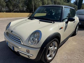 Mini 1.4 tdi One D de luxe