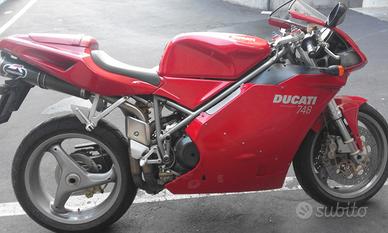 Ducati 748 - 2002