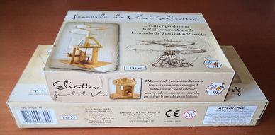 2 Modellini di legno delle invenzioni di Leonardo