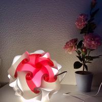 Lampada da tavolo moderna