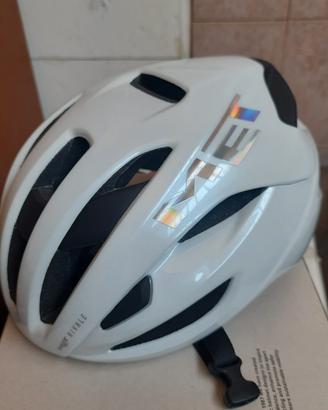 Casco bici strada  MET  RIVALE MIPS 