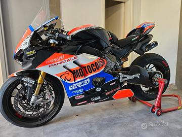 Panigale v4s pista 