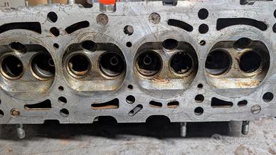 Testata ed albero a camme punto