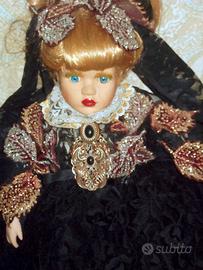 Bambola porcellana in abito stile gotico + omaggio