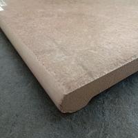 Gradino scala in gres porcellanato 