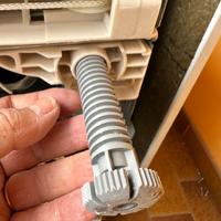 Piedino singolo per lavastoviglie Miele G4203 SCU