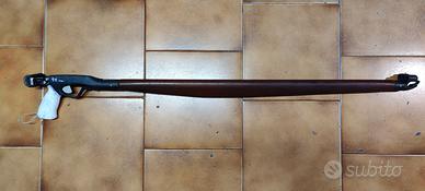 Fucile Sub arbalete in legno 95 cm.