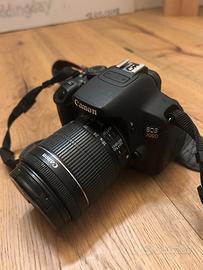 Reflex Canon 700D con SD