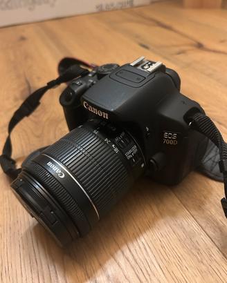 Reflex Canon 700D con SD