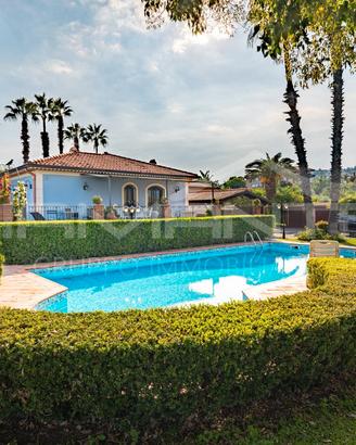 Incantevole villa singola piscina aci sant antonio