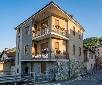 Prestigioso Appartamento con Balcone a Ceva 1° Pi